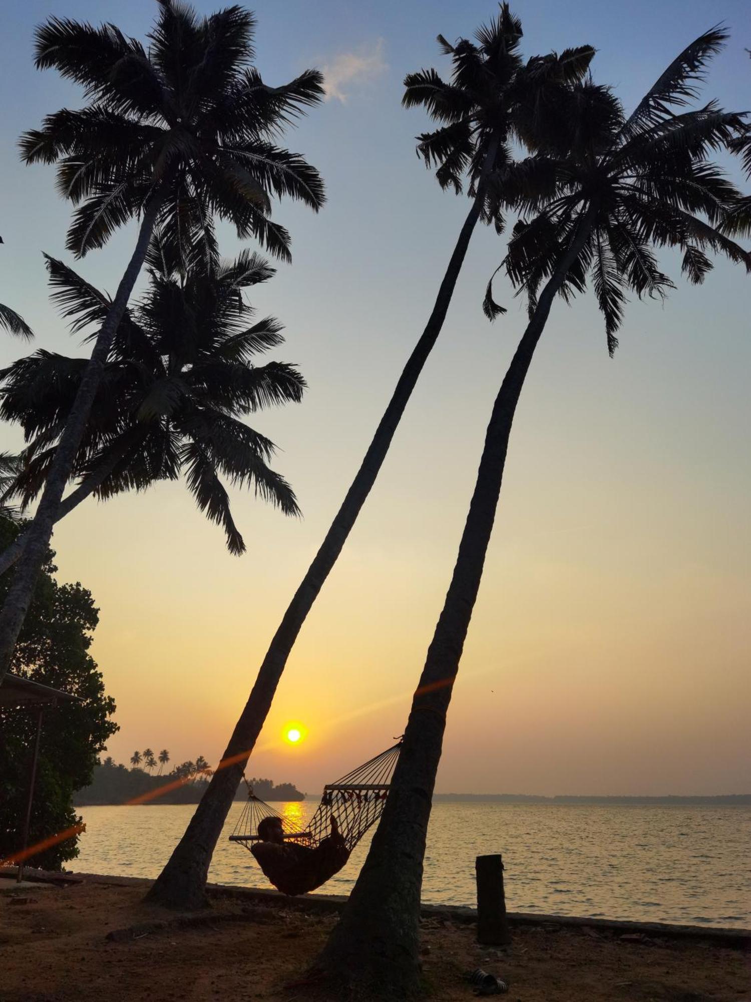 Santa Maria Hostel Munroe Island Mundrothuruth Luaran gambar