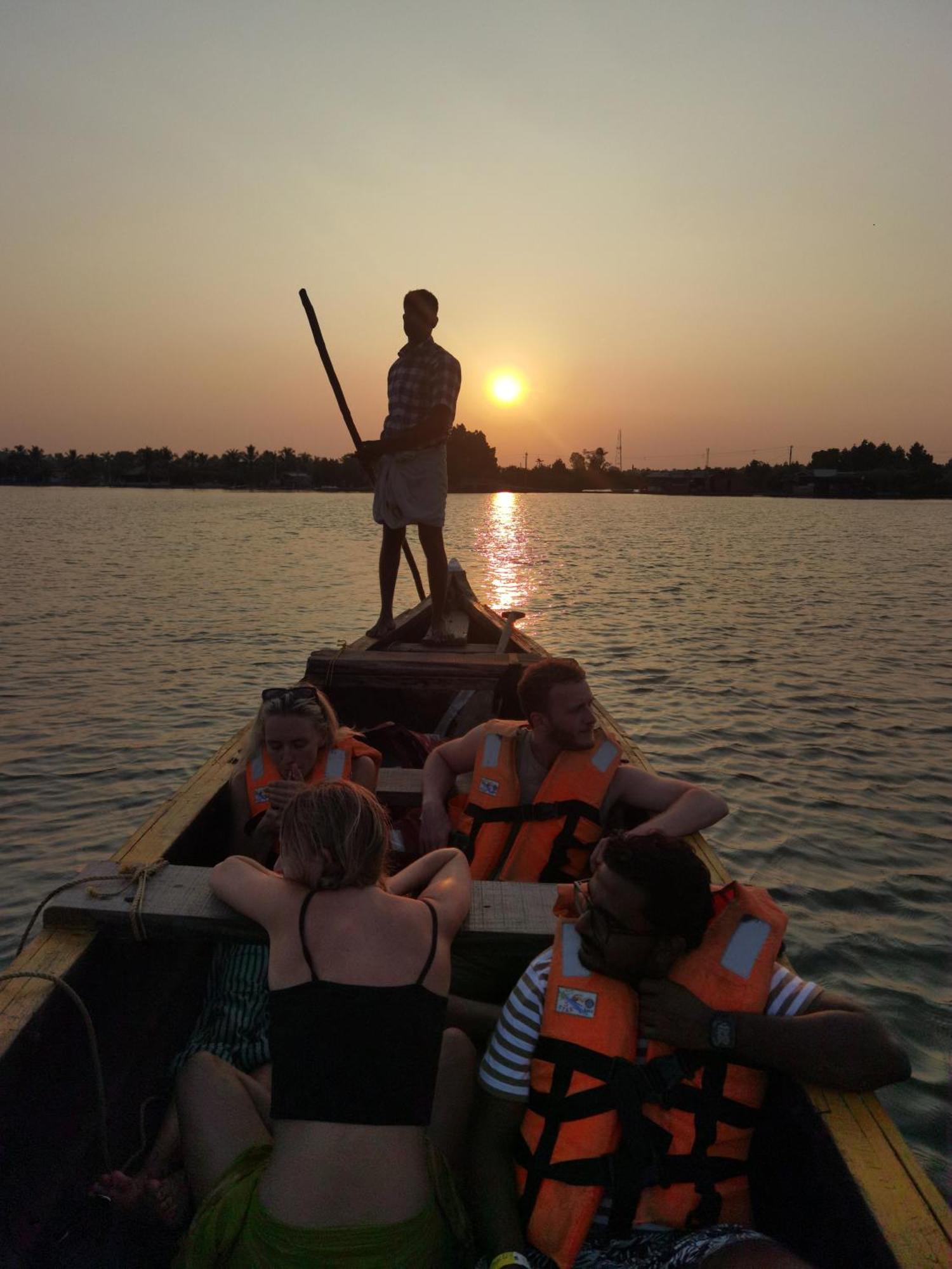 Santa Maria Hostel Munroe Island Mundrothuruth Luaran gambar