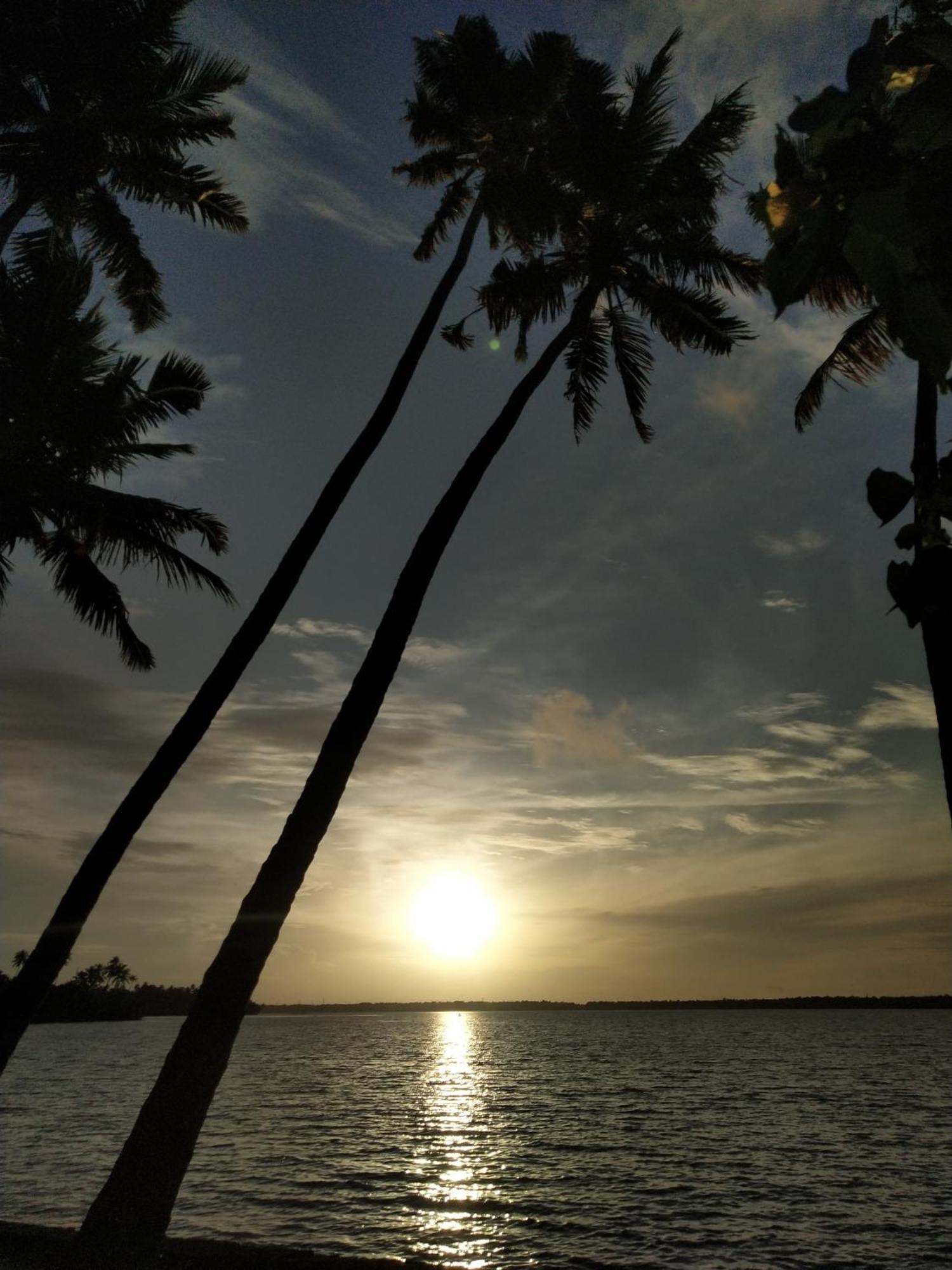Santa Maria Hostel Munroe Island Mundrothuruth Luaran gambar